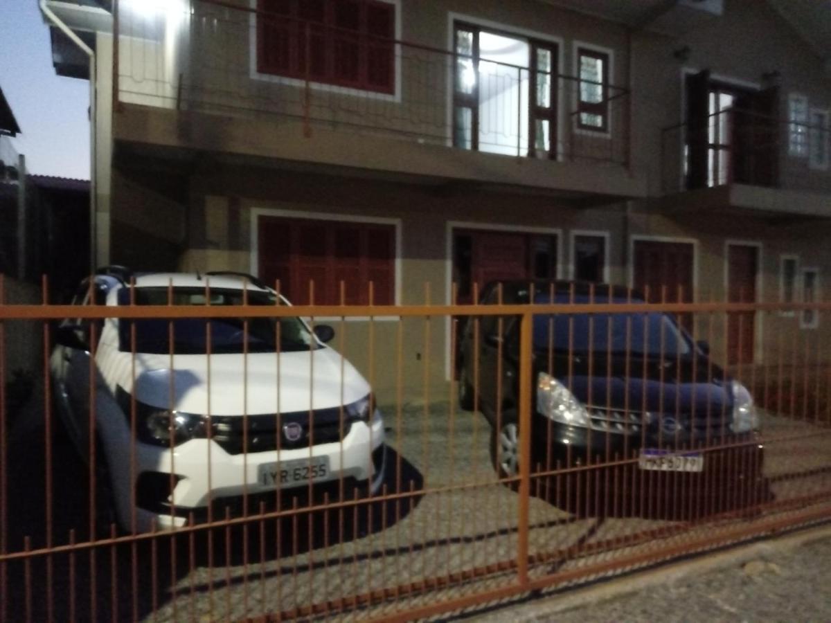 شقة Residencial Henkes كانيلا المظهر الخارجي الصورة